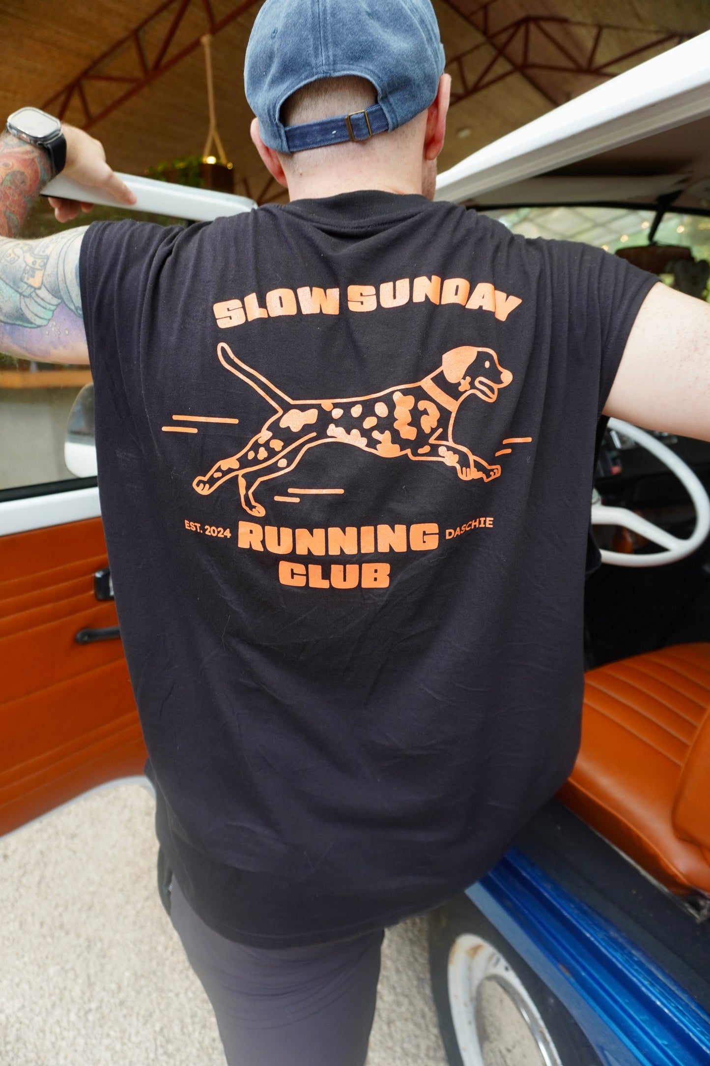 Slow Sunday Running Club - Muscle Tee